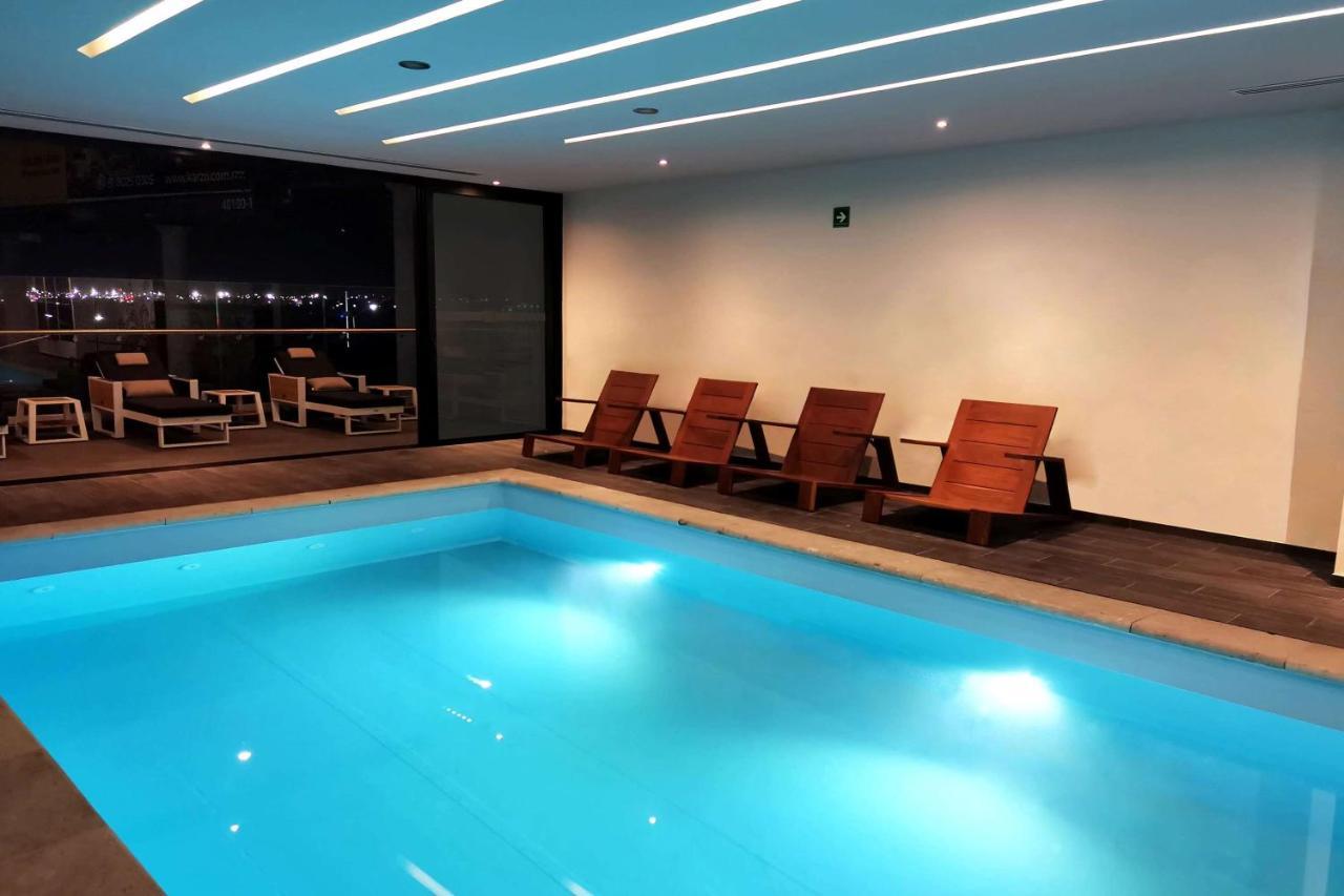 Ramada Encore By Wyndham Guadalajara Aeropuerto Las Pintas Eksteriør bilde