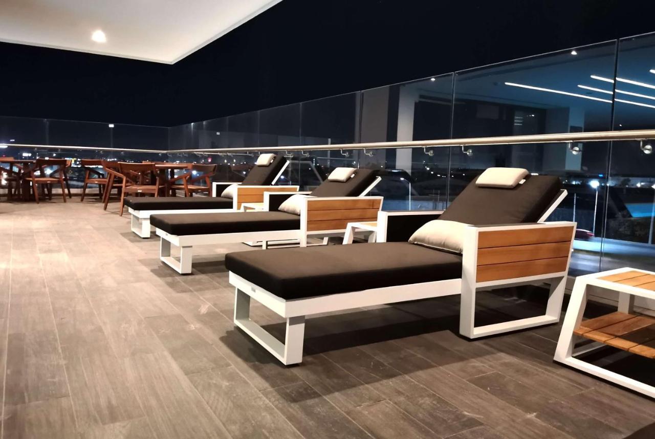Ramada Encore By Wyndham Guadalajara Aeropuerto Las Pintas Eksteriør bilde