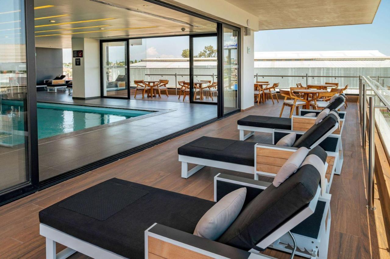 Ramada Encore By Wyndham Guadalajara Aeropuerto Las Pintas Eksteriør bilde